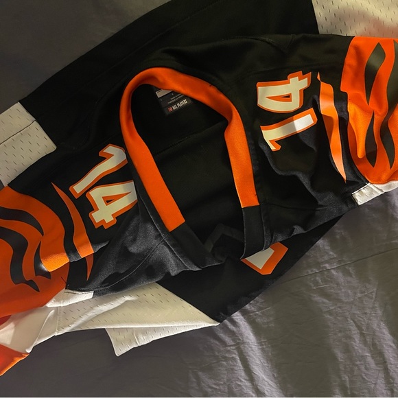 🏈DALTON🏈Women’s Large Cincinnati Bengals (DALTON)NFL JERSEY! - Picture 7 of 12